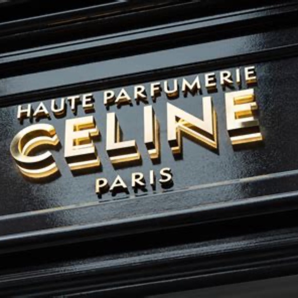 Celine Envelope Wallet Clutch Holds IPhone 10 (Some wear) - Picture 10 of 10